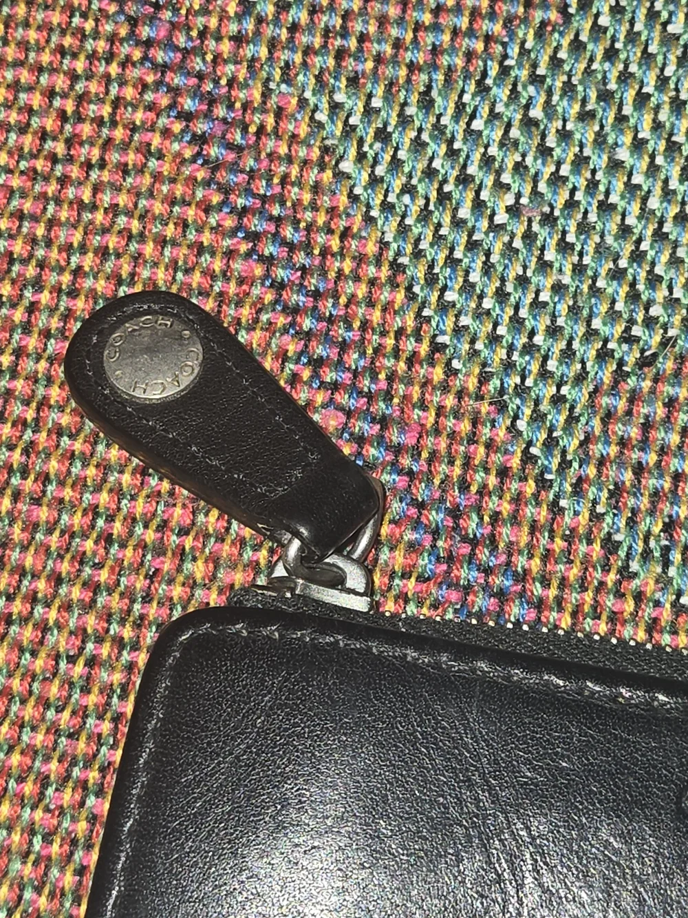 Vintage Coach Black Leather Bifold Zip Wallet
